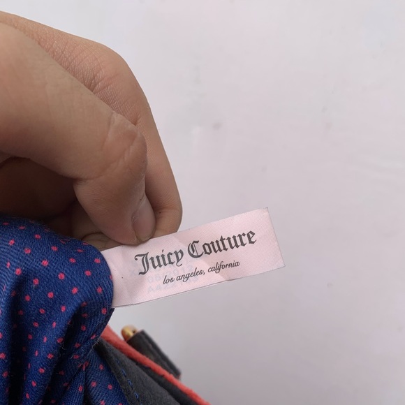 Juicy couture red velvet handbag - Picture 7 of 11